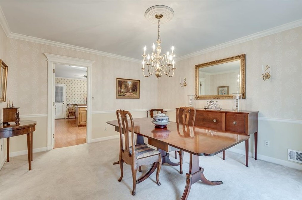 1816 Bedfordshire Dr, Decatur GA  30033-1406 exterior