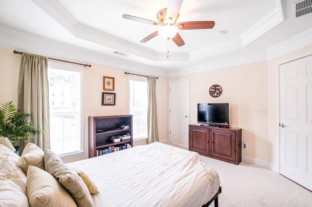 2200 Weldonberry Dr, Atlanta GA  30319-5734 exterior