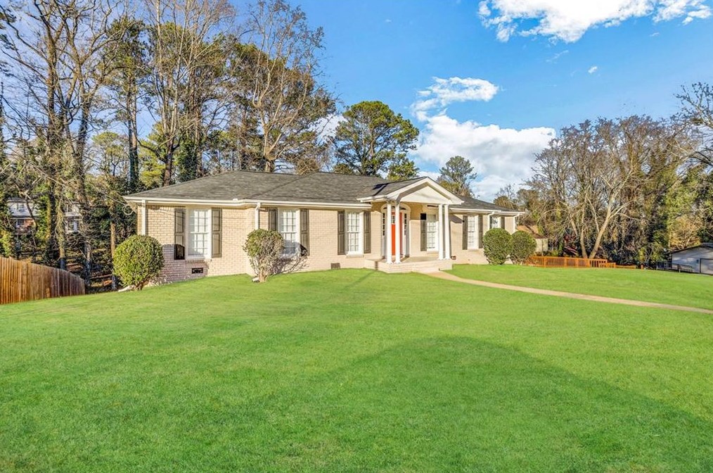 2180 Riverbrook Rd, Decatur, GA 30035