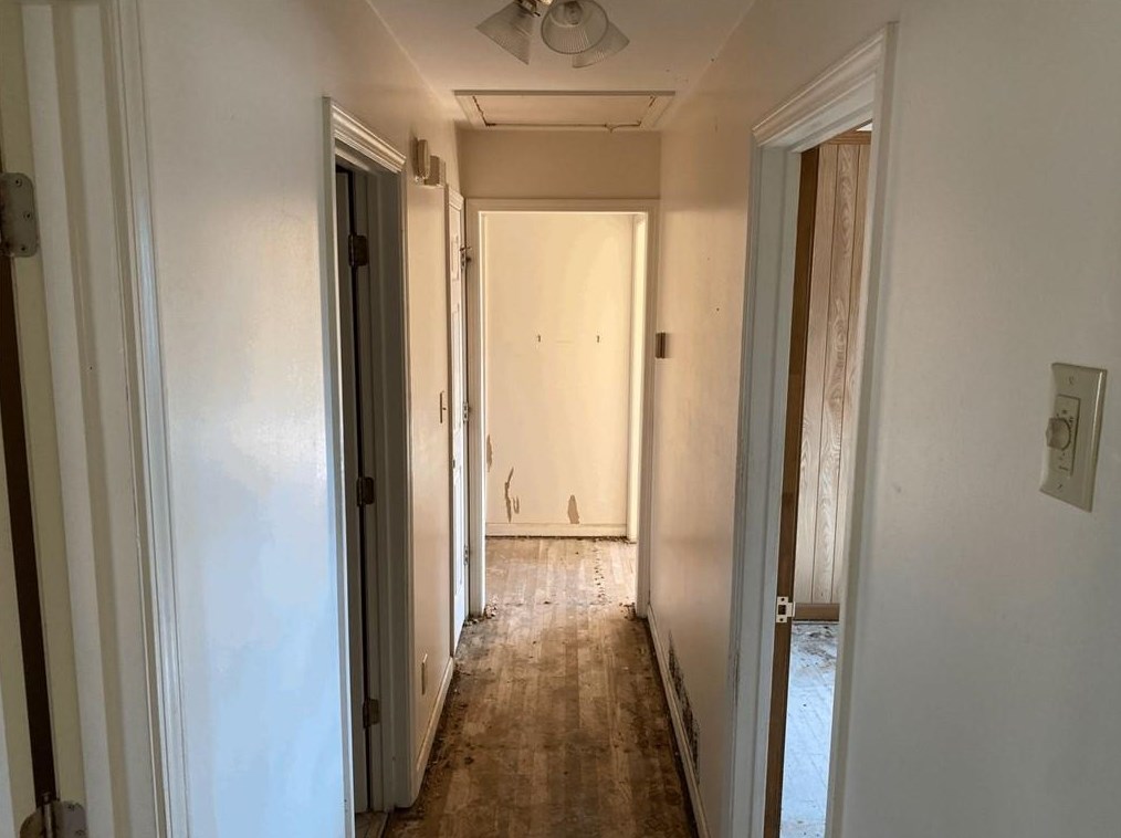 1451 Snapfinger Rd, Decatur GA  30032-5156 exterior