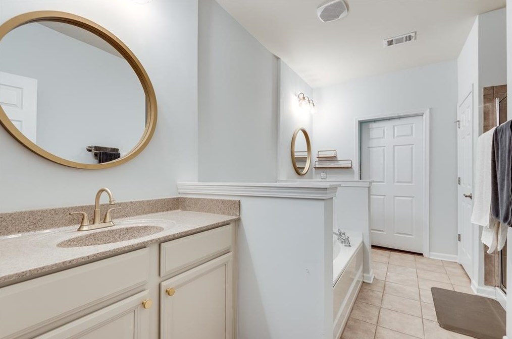 4805 Village Way, Smyrna GA  30080-9219 exterior