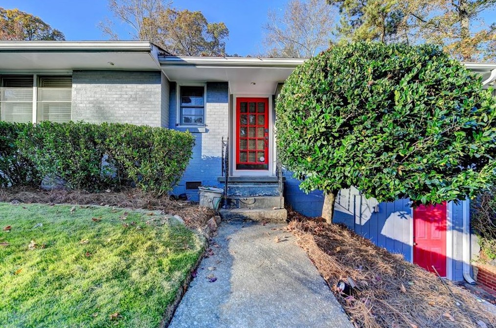 2081 Rando Ln, Atlanta, GA 30318-1921