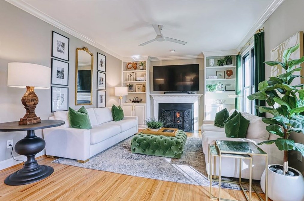 2144 Village Pt, Atlanta, GA 30319-5305