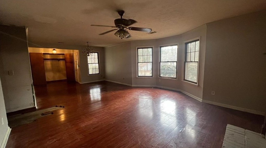 559 Ridge Ave, Stone Mountain, GA 30083