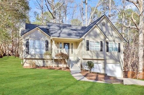 1400 Towne Harbor Ln, Holly Springs, GA 30189