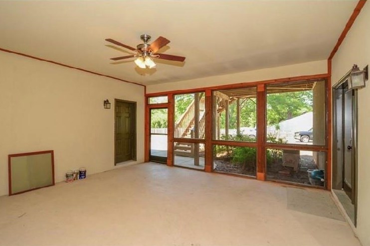 2584 Highland Ave, Smyrna GA  30080-2143 exterior