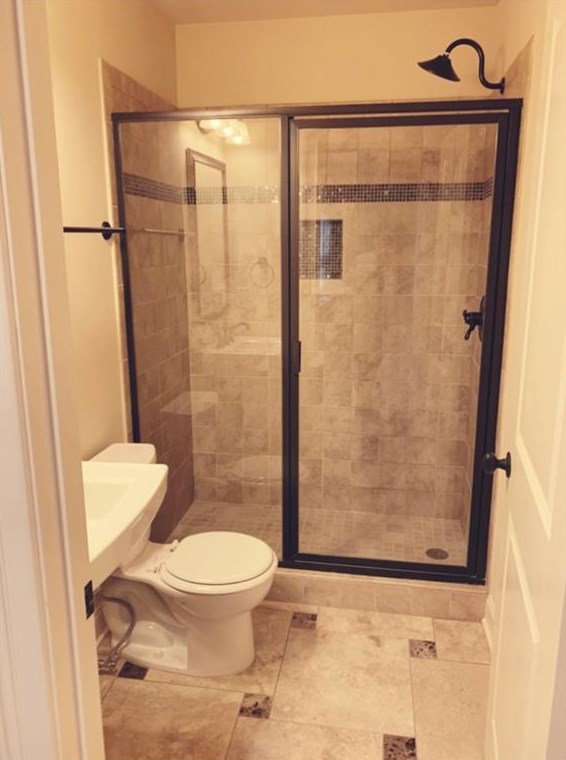 2584 Highland Ave, Smyrna GA  30080-2143 exterior