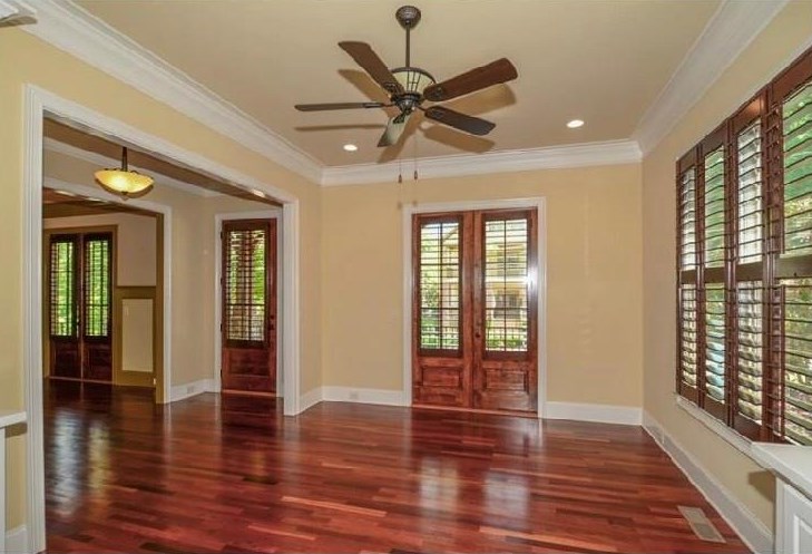 2584 Highland Ave, Smyrna GA  30080-2143 exterior