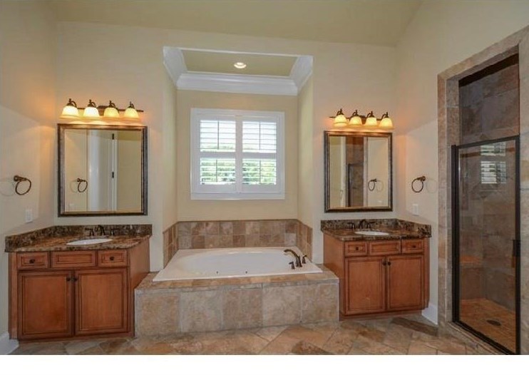 2584 Highland Ave, Smyrna GA  30080-2143 exterior