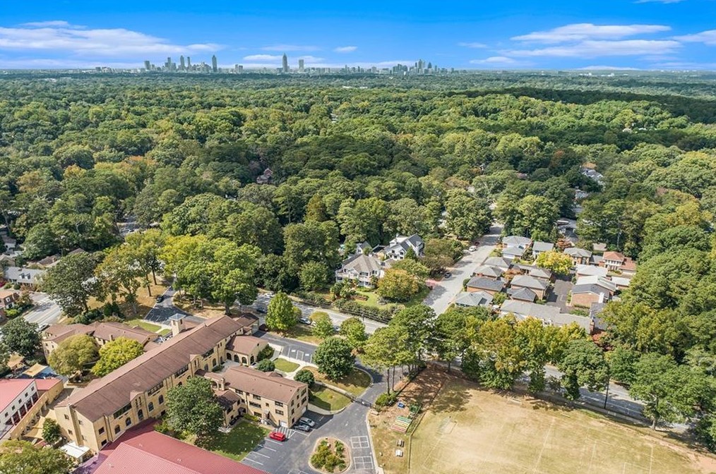 620 Pinetree Dr, Decatur GA  30030-2326 exterior