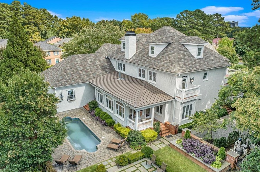 620 Pinetree Dr, Decatur GA  30030-2326 exterior