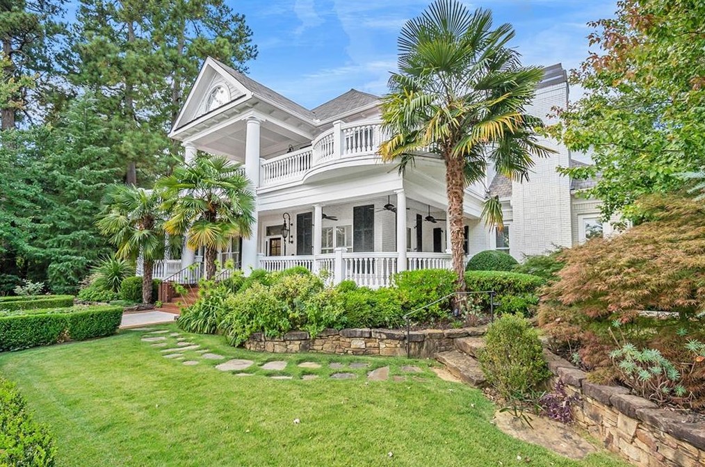 620 Pinetree Dr, Decatur GA  30030-2326 exterior