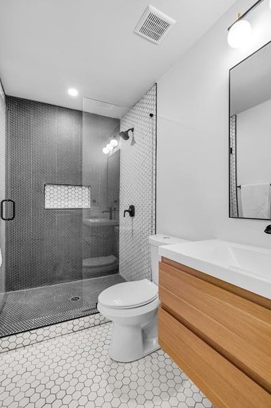 1710 Seneca Ct, Smyrna GA  30080-4551 exterior