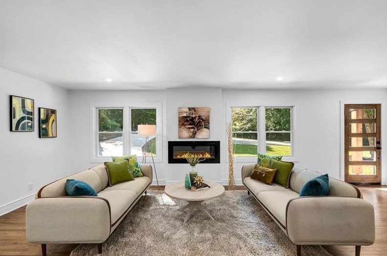 1710 Seneca Ct, Smyrna GA  30080-4551 exterior