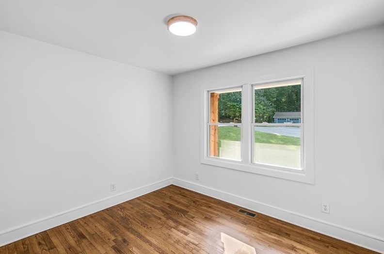 1710 Seneca Ct, Smyrna GA  30080-4551 exterior