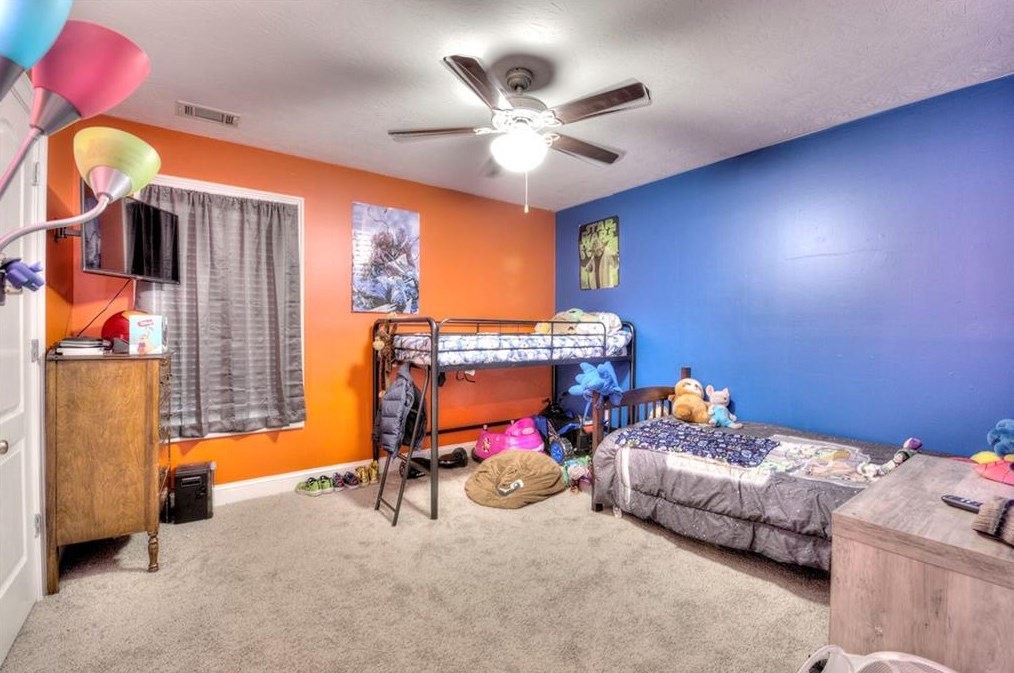 601 Hall Memorial Rd, Calhoun GA  30701-8357 exterior