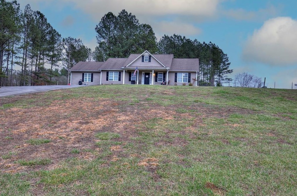601 Hall Memorial Rd Nw, Calhoun, GA 30701