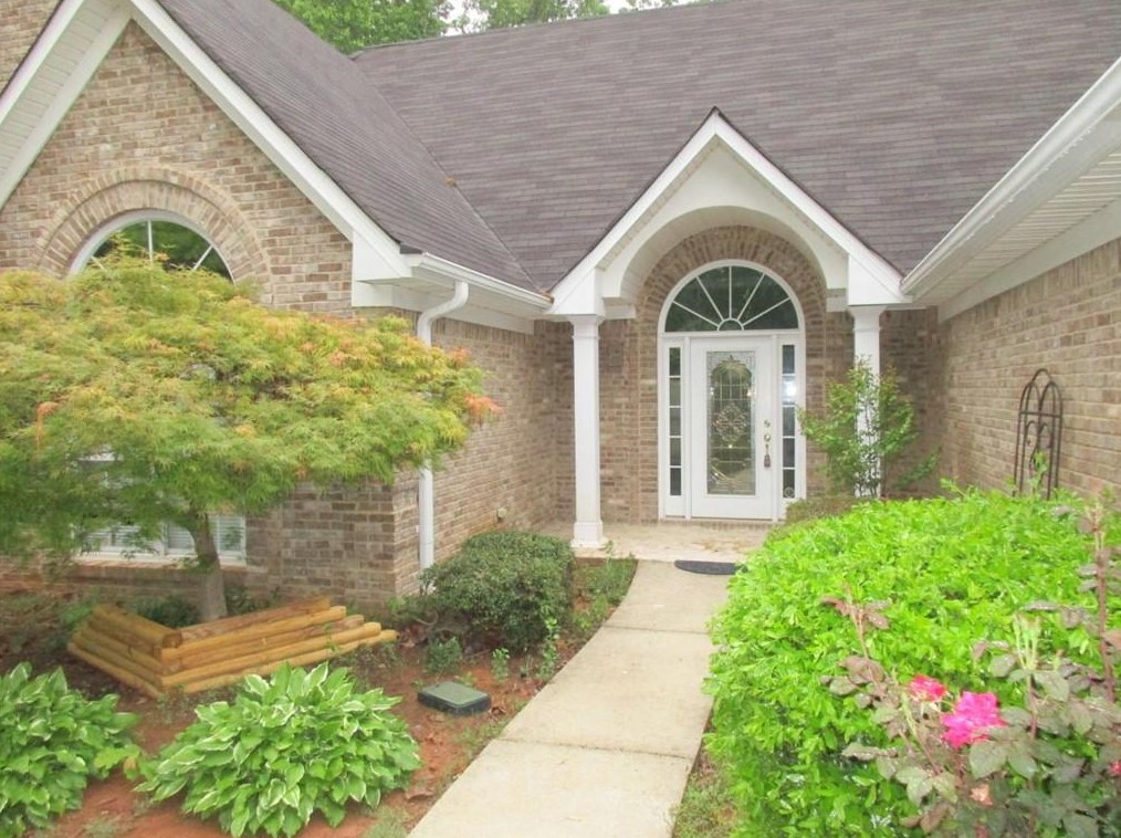 45 Alexander Ct, Porterdale, GA 30016