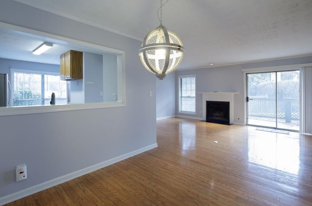 1234 Weatherstone Dr, Atlanta GA  30324-4644 exterior