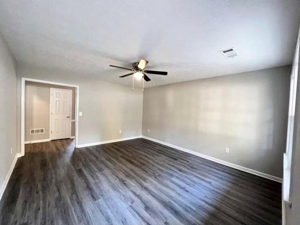616 Jackson Park Ln #616/614, Suwanee, GA 30024