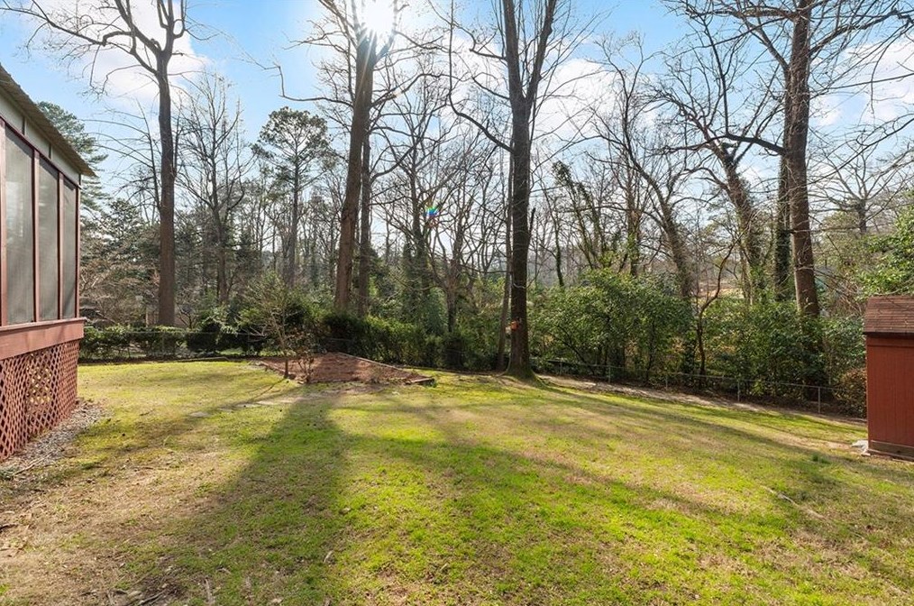 2564 Woodacres Rd, Atlanta GA  30345-1655 exterior
