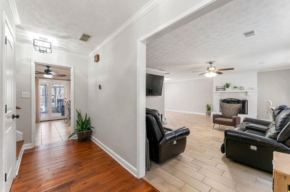 3160 Woodbridge Ct, Lithonia, GA 30039