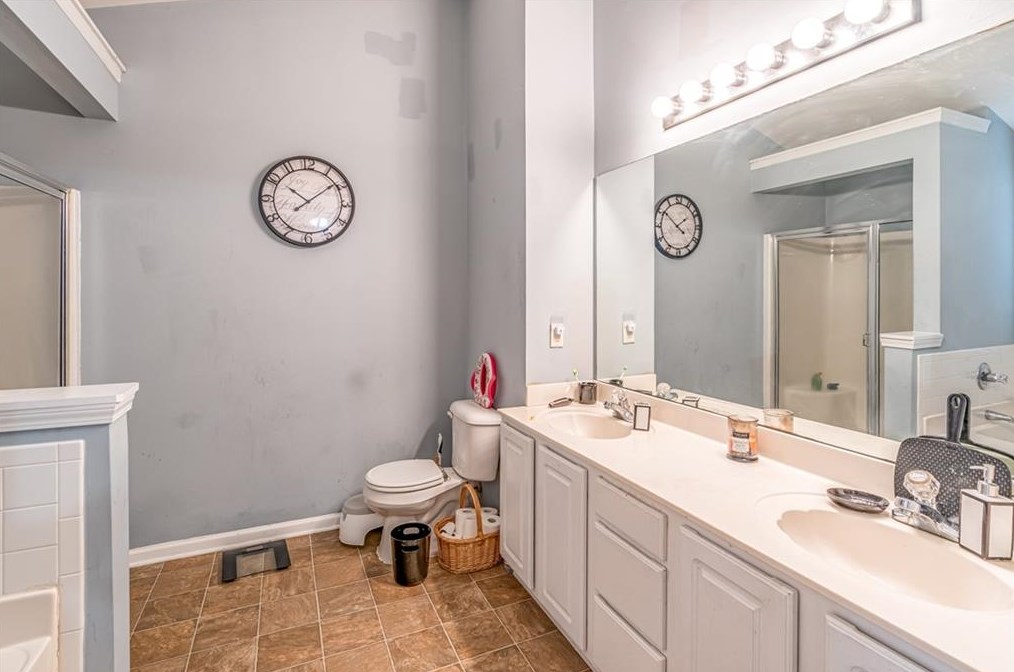 1401 Jernigan Blf, Lawrenceville GA  30045-7059 exterior
