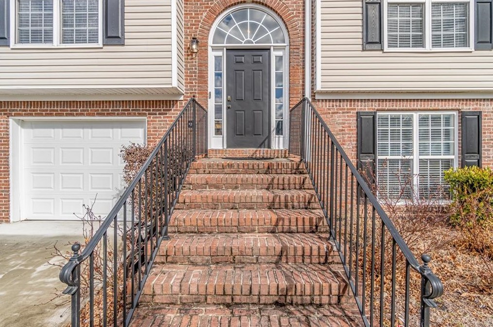 1401 Jernigan Blf, Lawrenceville GA  30045-7059 exterior