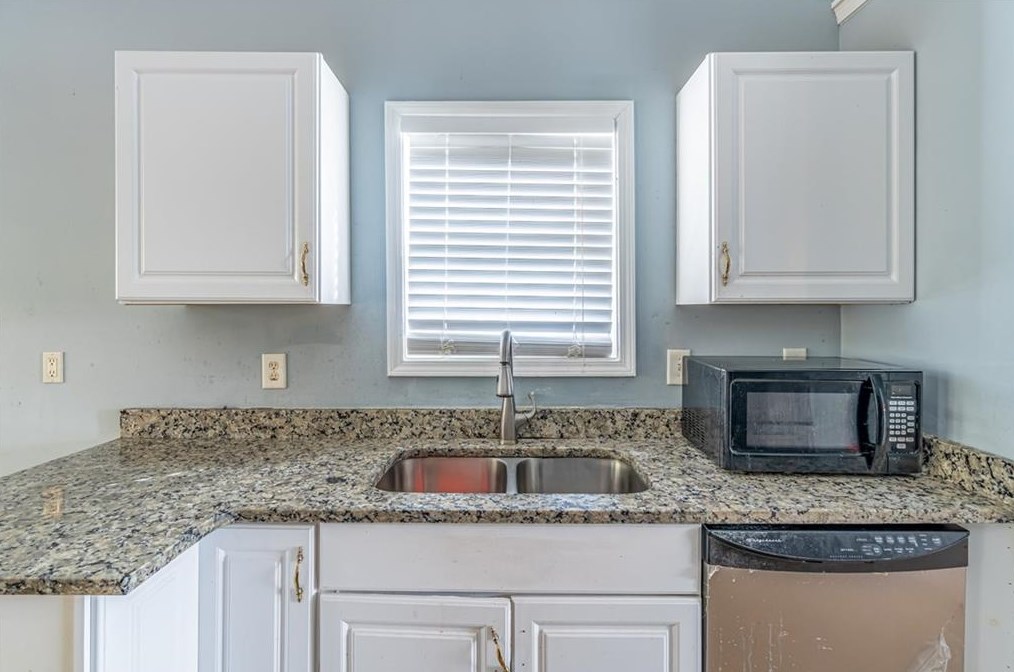 1401 Jernigan Blf, Lawrenceville GA  30045-7059 exterior