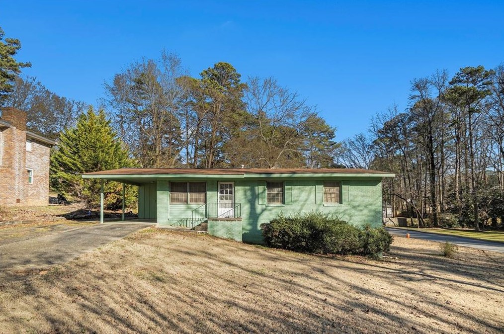 372 Karen Dr, Alpharetta, GA 30009-2116