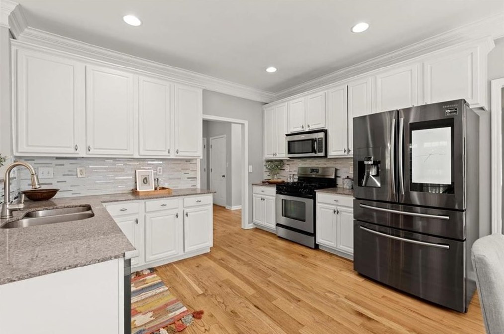 1854 Fox Chapel Dr, Smyrna GA  30080-6383 exterior