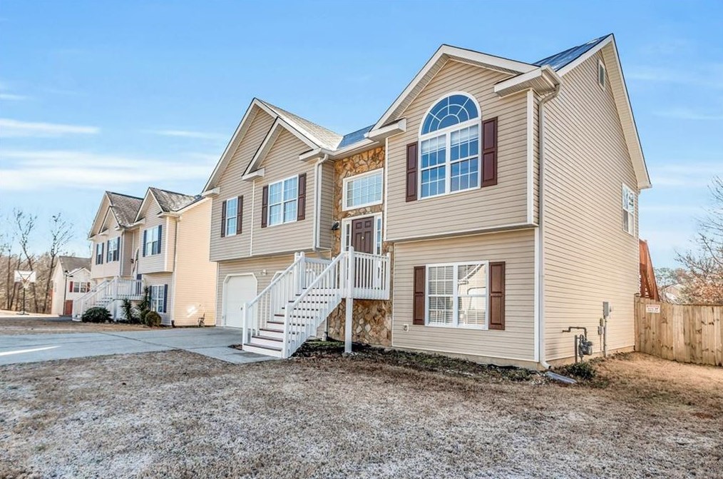 281 Moreland Cir, Hiram, GA 30141