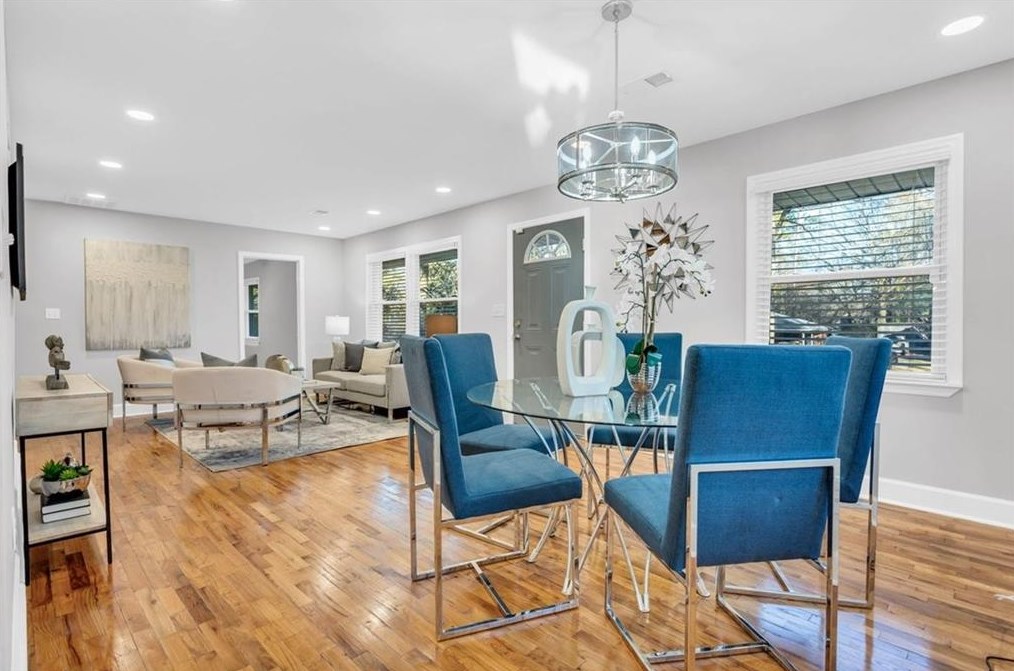 1395 Dennis Dr, Decatur GA  30032-3119 exterior