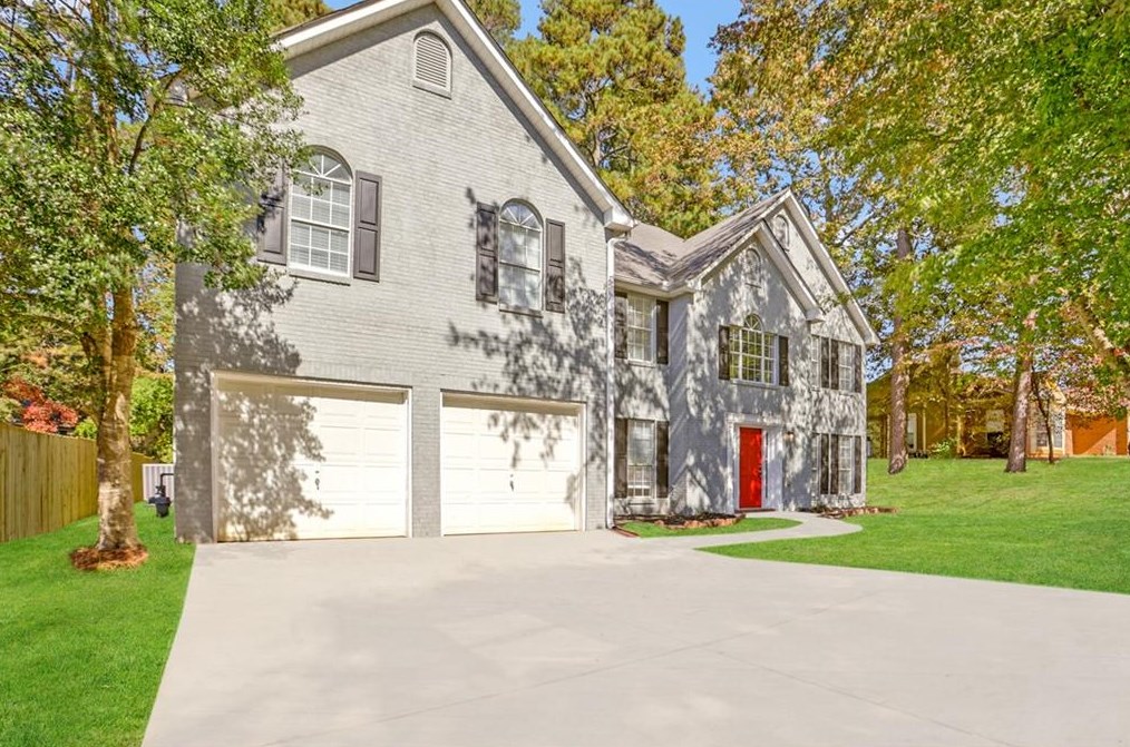 6522 Battery Pt, Stone Mountain, GA 30087