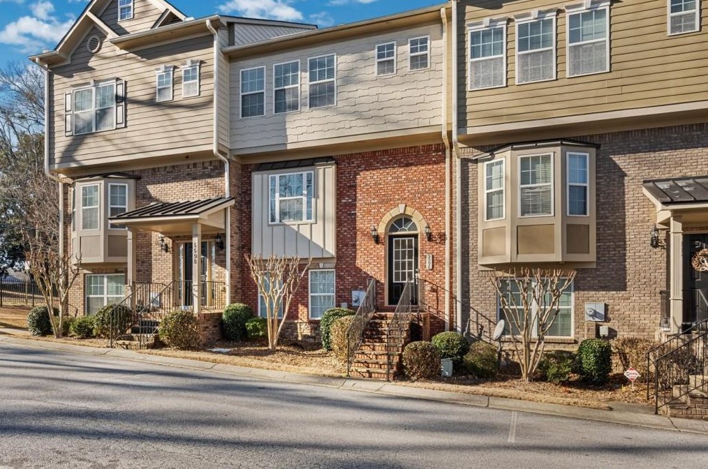 5596 Winter Oak Way, Norcross, GA 30071-3969