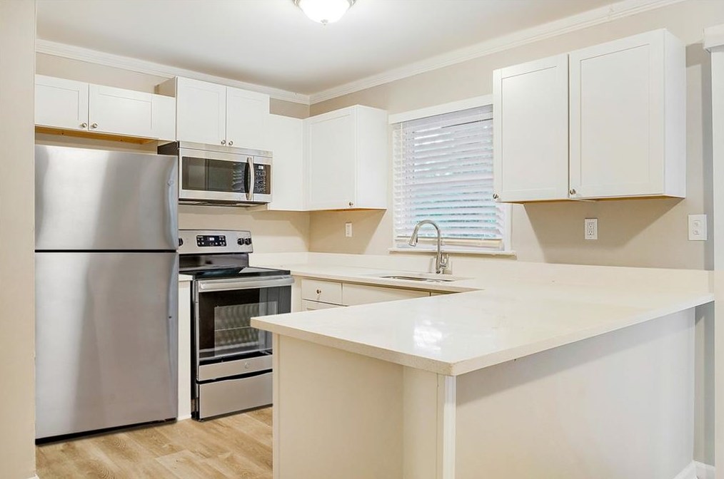 2457 Ousley Ct, Decatur GA  30032-6460 exterior