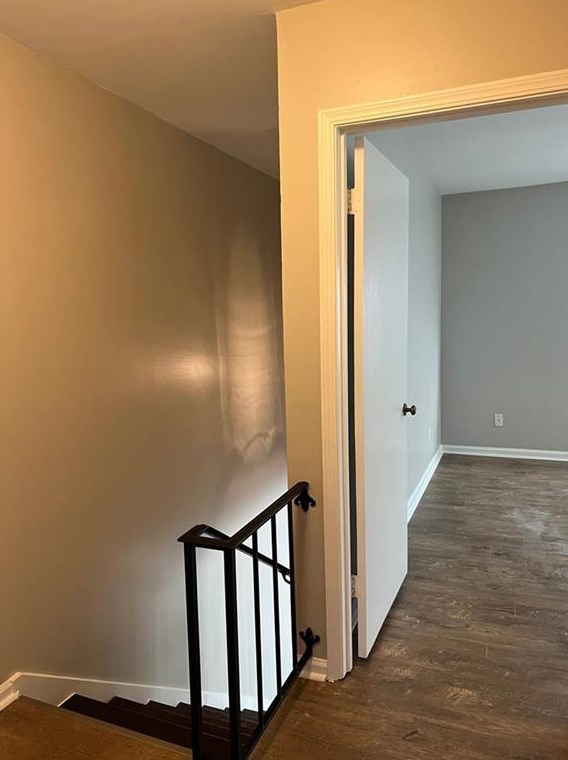 239 Triumph Dr, Atlanta GA  30327-1085 exterior