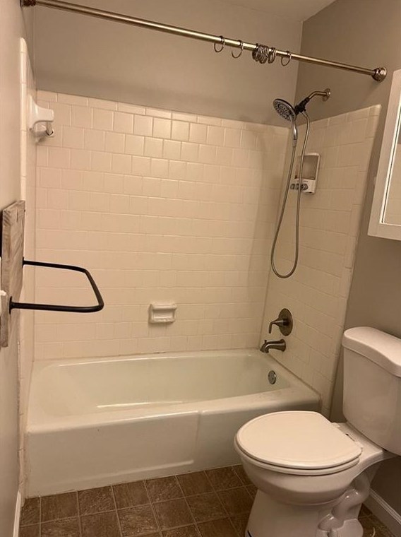 239 Triumph Dr, Atlanta GA  30327-1085 exterior