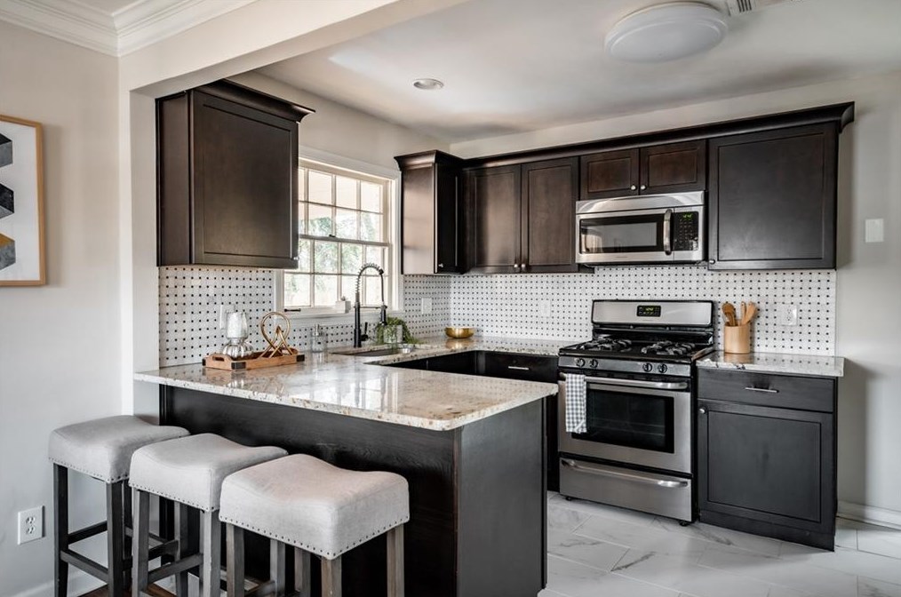 1859 Winthrop Dr, Atlanta GA  30316-1713 exterior