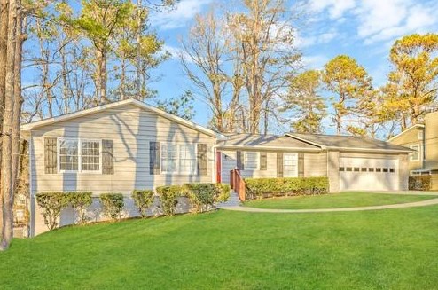 921 Lake Watch Dr, Stone Mountain, GA 30088