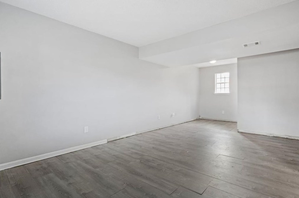 5028 Chadwick Ct, Decatur GA  30035-3627 exterior