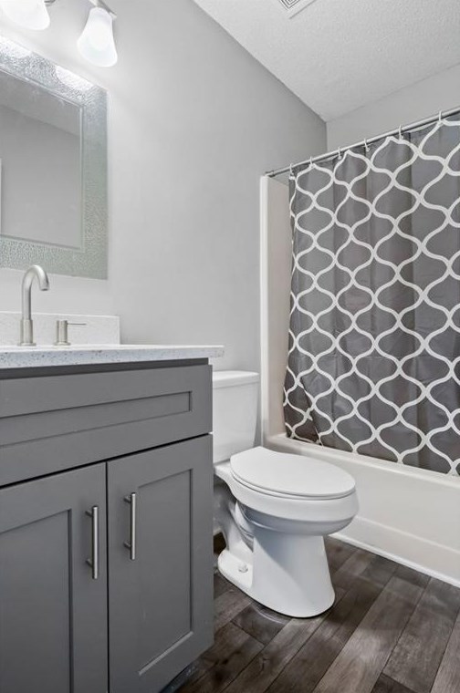 5028 Chadwick Ct, Decatur GA  30035-3627 exterior