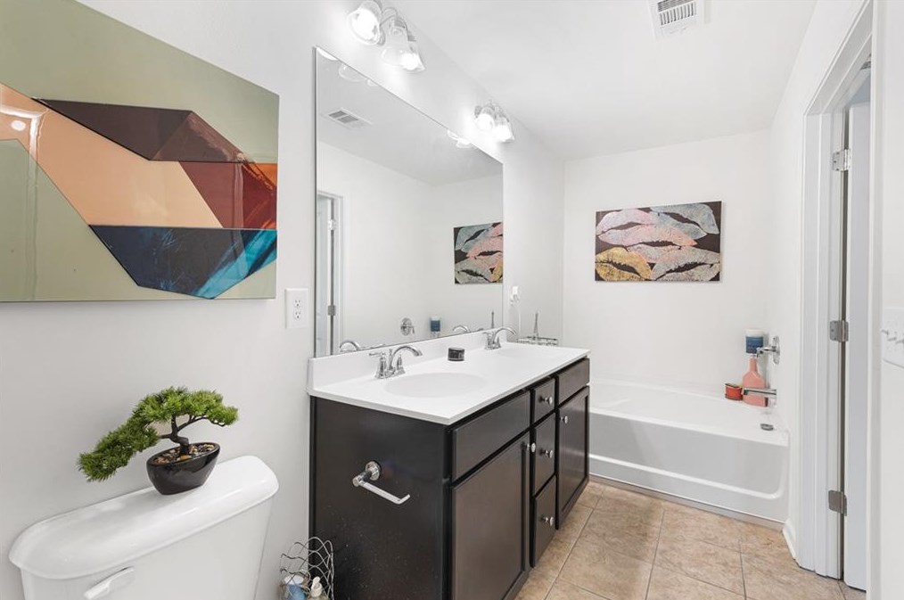 4996 Longview Walk, Decatur GA  30035-4186 exterior