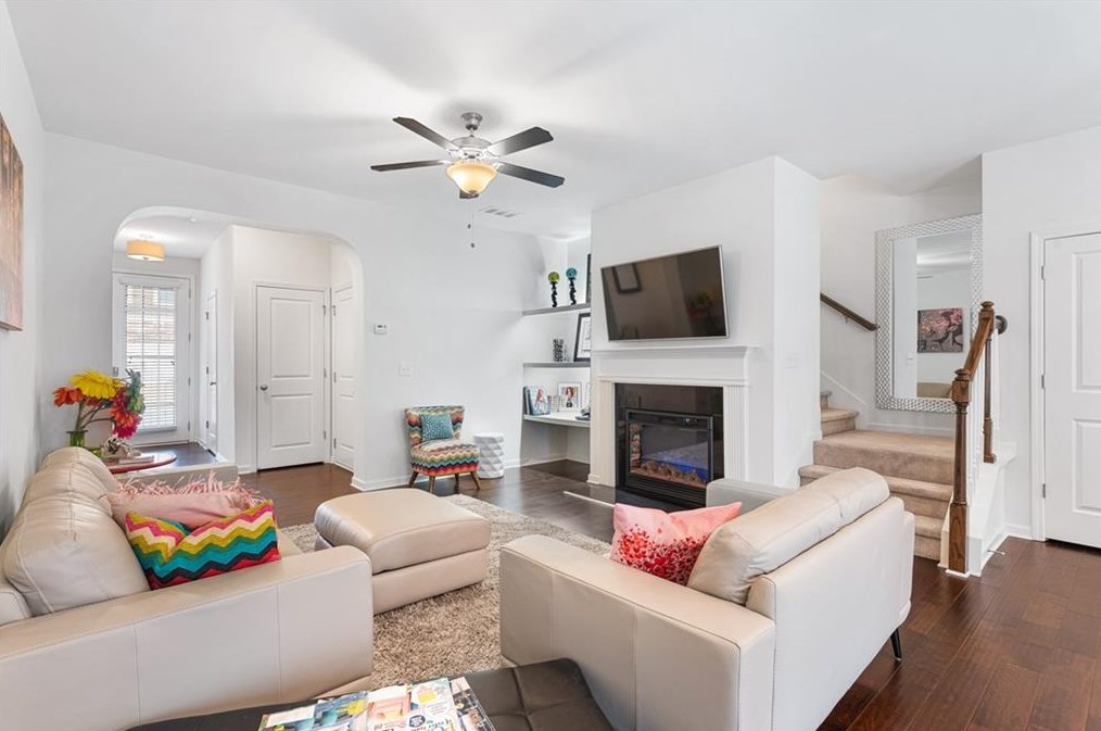 4996 Longview Walk, Decatur GA  30035-4186 exterior