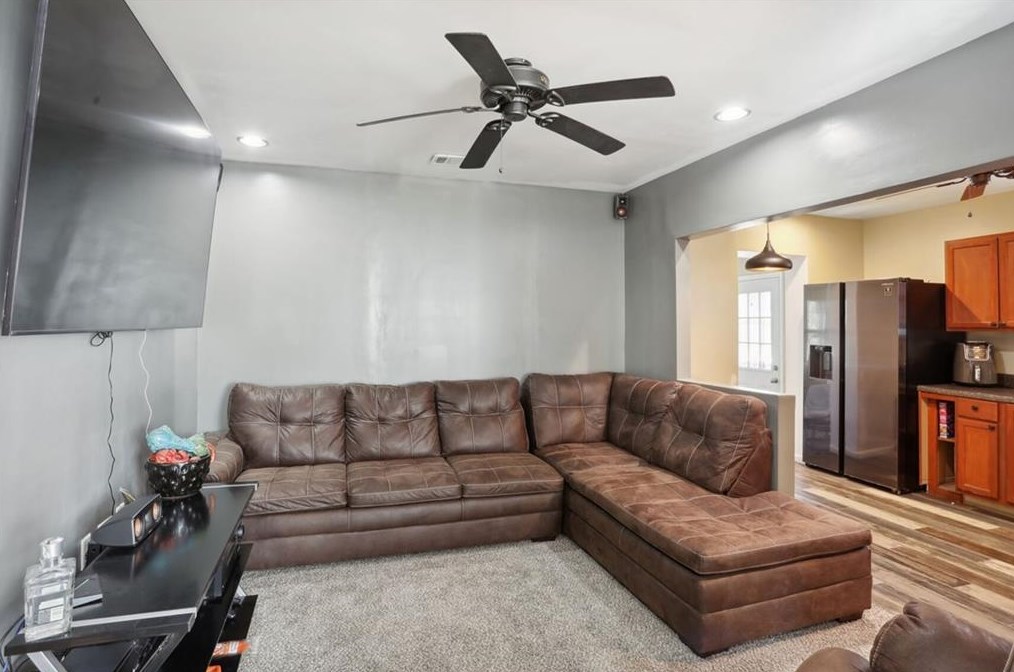 2702 Joyce Ave, Decatur GA  30032-4317 exterior