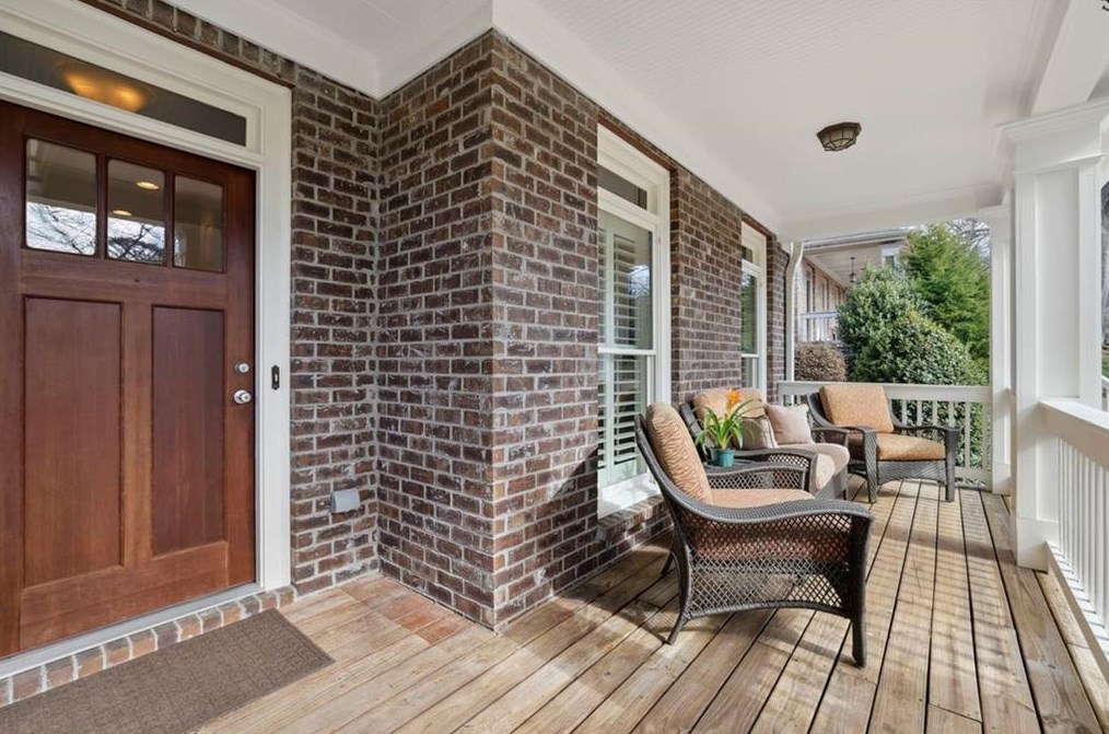 1310 Skyhaven Rd, Atlanta, GA 30316-2608
