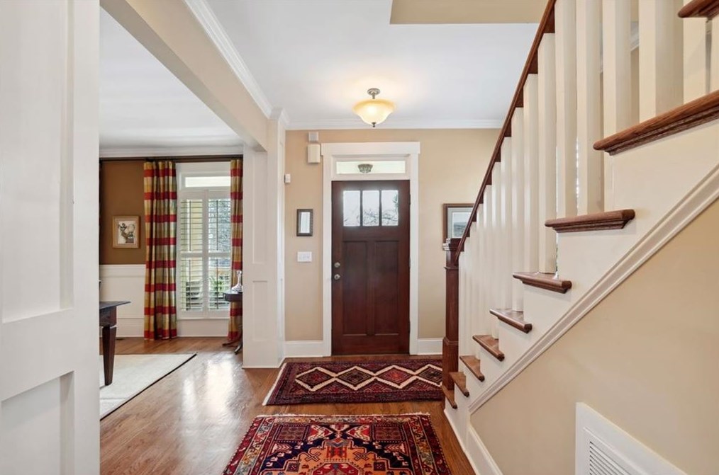 1310 Skyhaven Rd, Atlanta GA  30316-2608 exterior