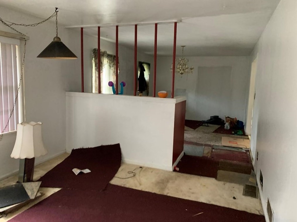 4395 John Wesley Dr, Decatur GA  30035-2145 exterior