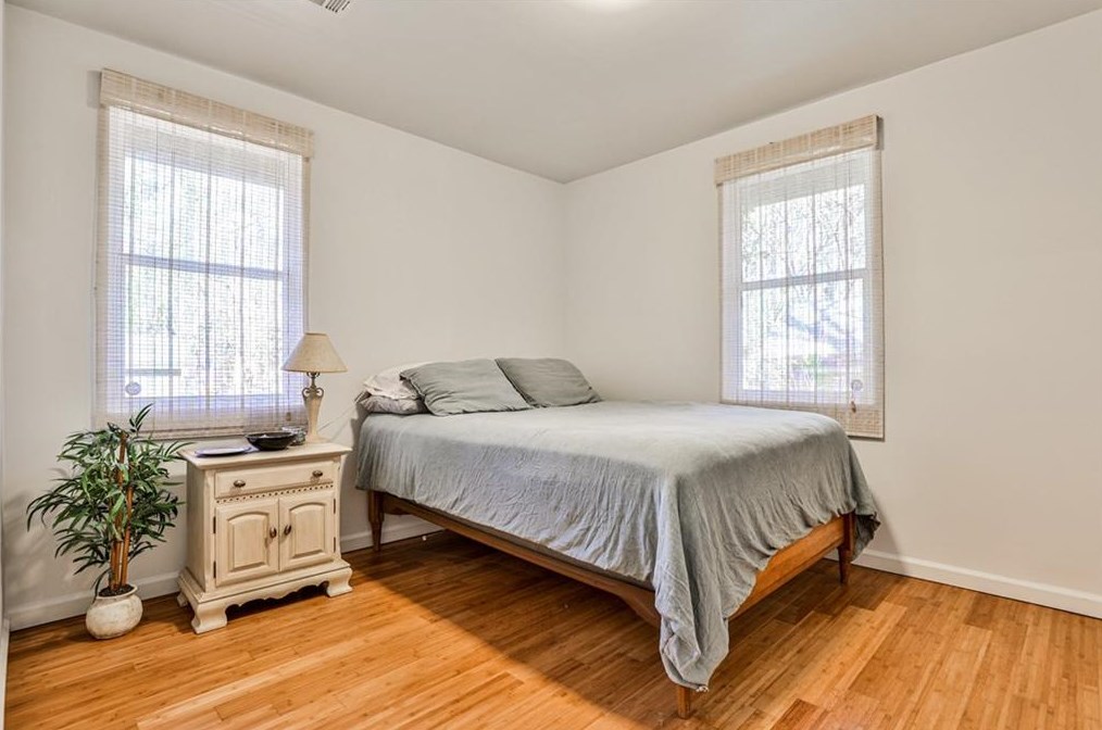 3382 Wren Rd, Decatur GA  30032-2572 exterior