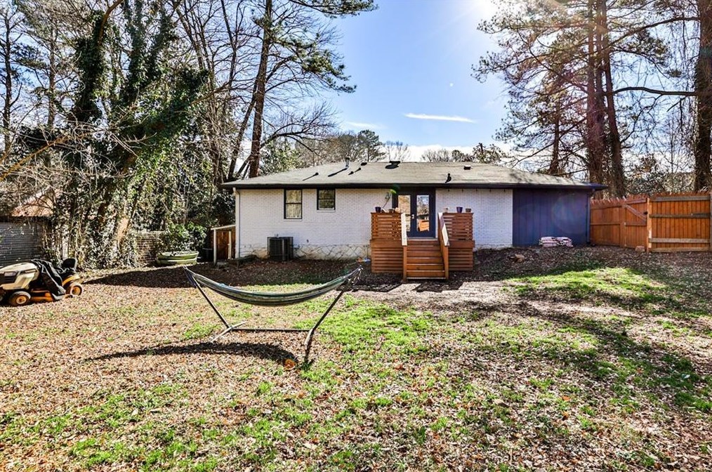 3382 Wren Rd, Decatur GA  30032-2572 exterior